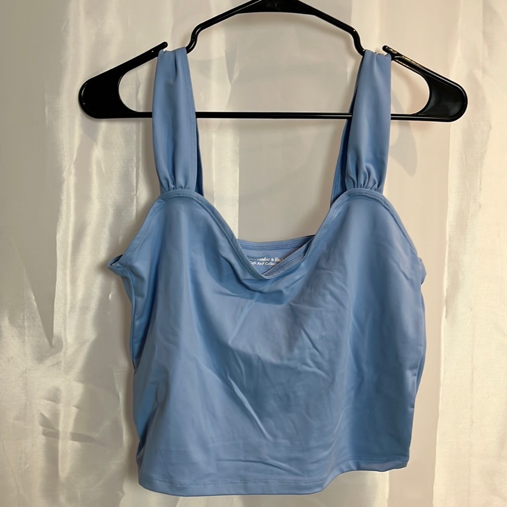 Women’s cute crop top. 1859 - Picture 1 of 5